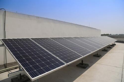 PANELES FOTOVOLTAICOS PARA NAVES INDUSTRIALES Y BODEGAS